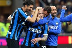 开云下载-拉齐奥不敌国际米兰，遗憾错失胜机