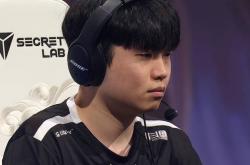 开云体育在线-T1轻取RNG，BDD团战一打五小组赛3:2（成都）