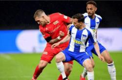 开云体育APP下载-克雷斯费尔德主场战胜杜塞尔多夫