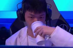 开云体育APP下载-FNC碾压SHR，369成为全场焦点四强赛2:1（广州）